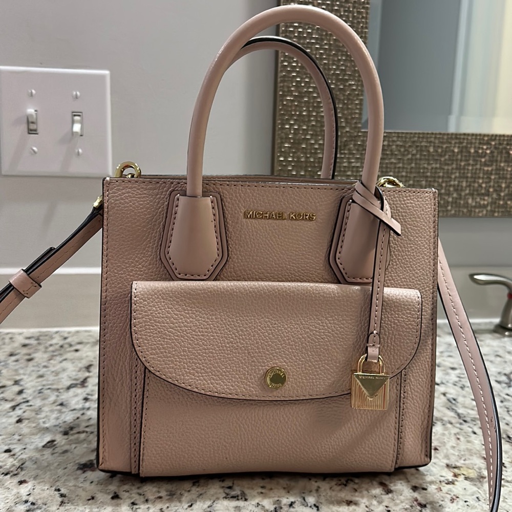 Michael Kors crossbody